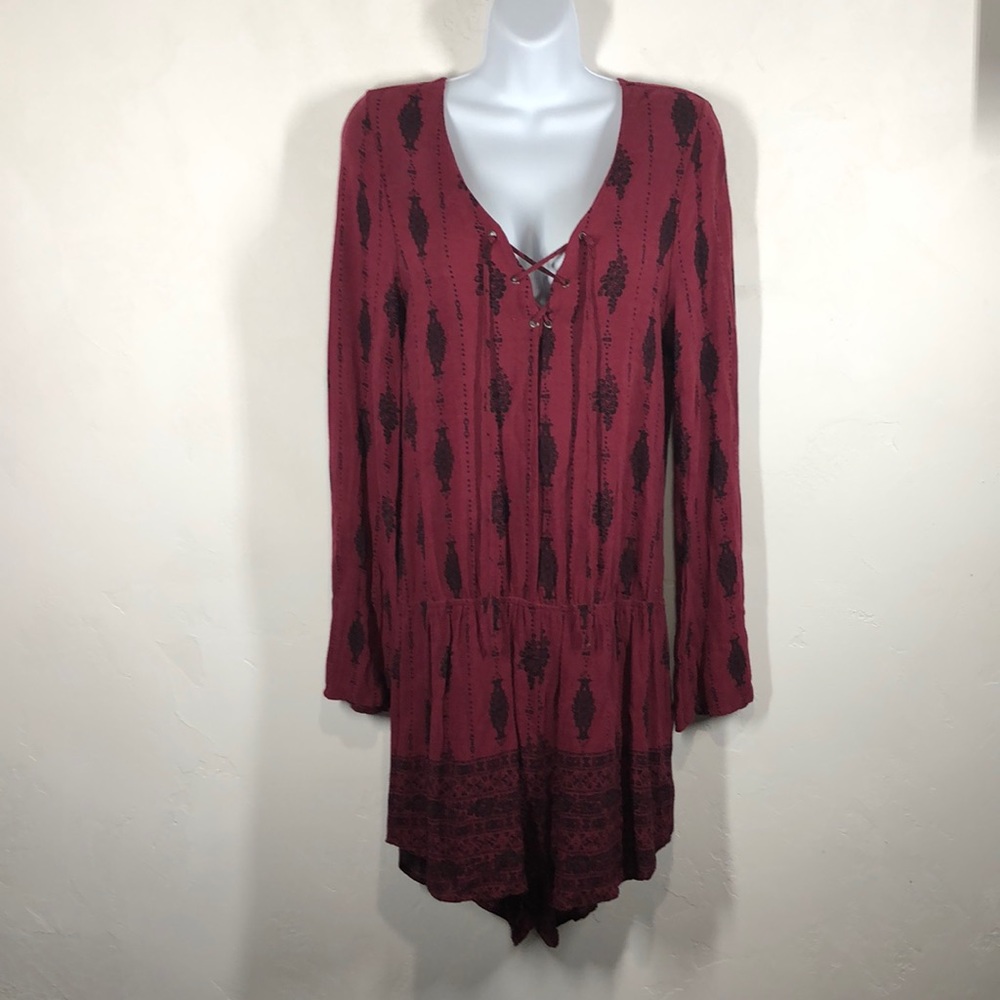 Kendall & Kylie red LS romper size large